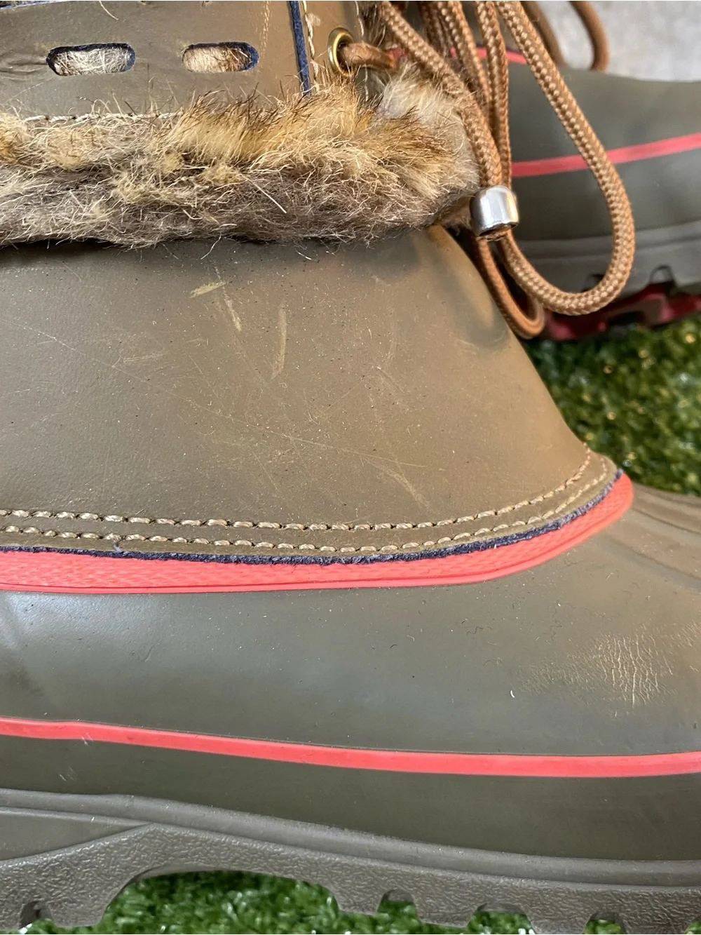 Khombu Nola Duck Boots Women's SZ 9 Olive Green Rubber Faux Fur Rain Snow Ankle